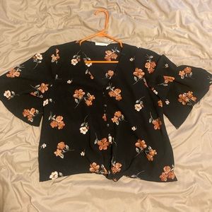 Womens bouse, size small